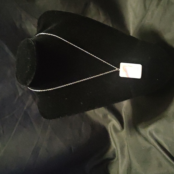 925 silver necklace 9 inch long, with a mother of pearl pendant - Picture 1 of 4